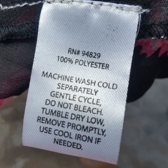 Derek Heart Woman's Floral Black Pullover Sheer Blouse Coverup Top sz Med - Picture 9 of 12